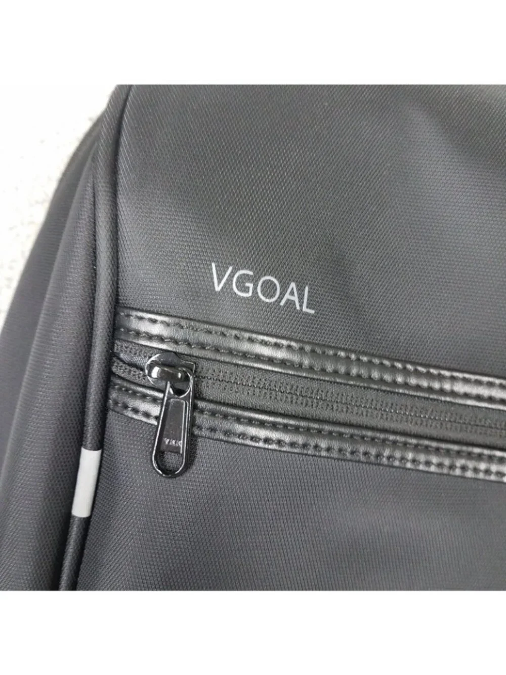 VGoal Sling Pack Bag USB Charging Port  Adult Black Travel Nylon Laptop Sleeve